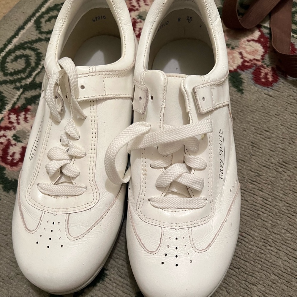 Easy spirit sneakers